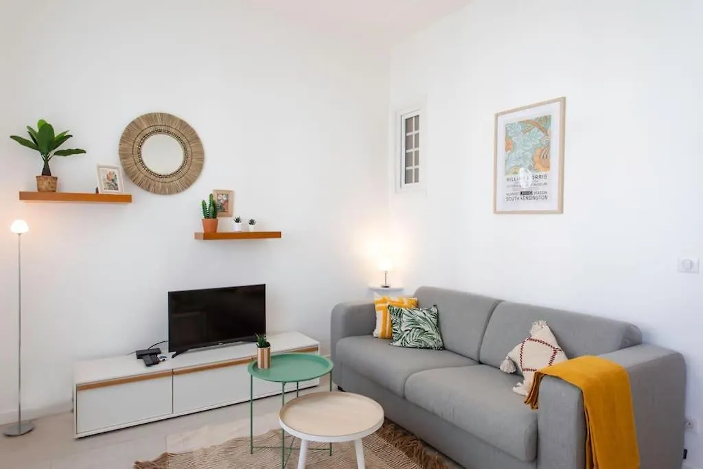 L55 2P Central Jean Medecin 10 Min A Pied Vieux Nice France